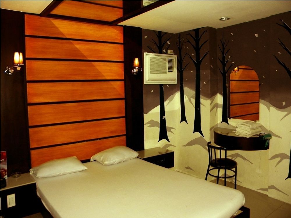Harts Hotel-Quezon City Exterior foto